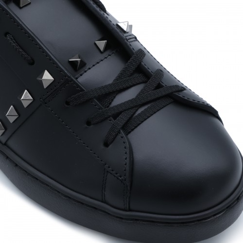 BLACK ROCKSTUD UNTITLED SNEAKERS