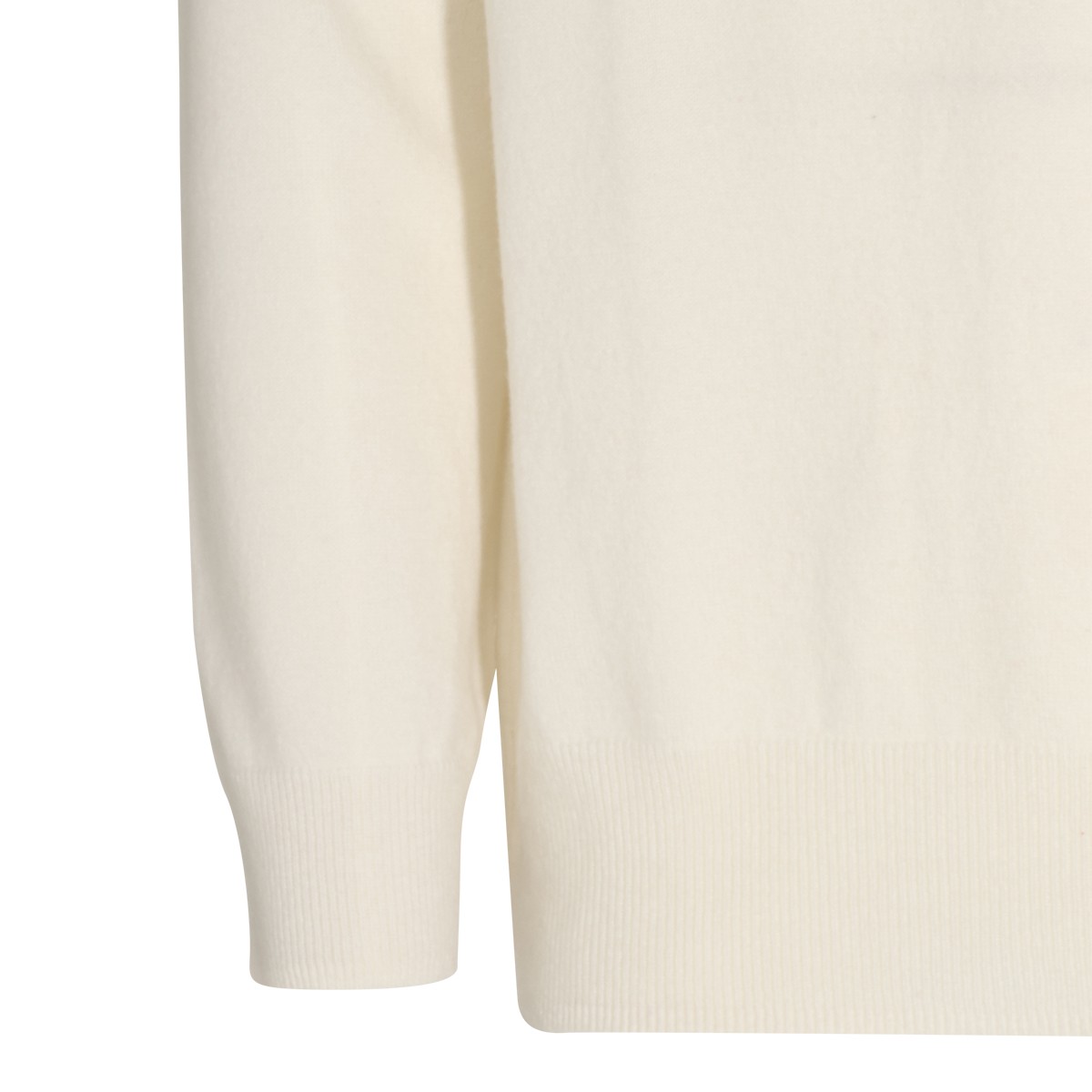 CREAM CASHMERE TURTLENECK SWEATER