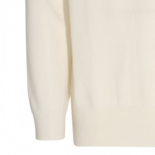 CREAM CASHMERE TURTLENECK SWEATER