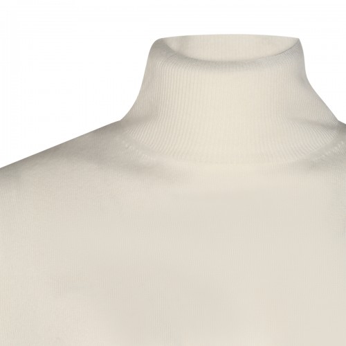 CREAM CASHMERE TURTLENECK SWEATER