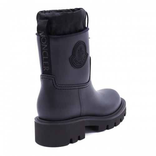 BLACK KICKSTREAM BOOTS