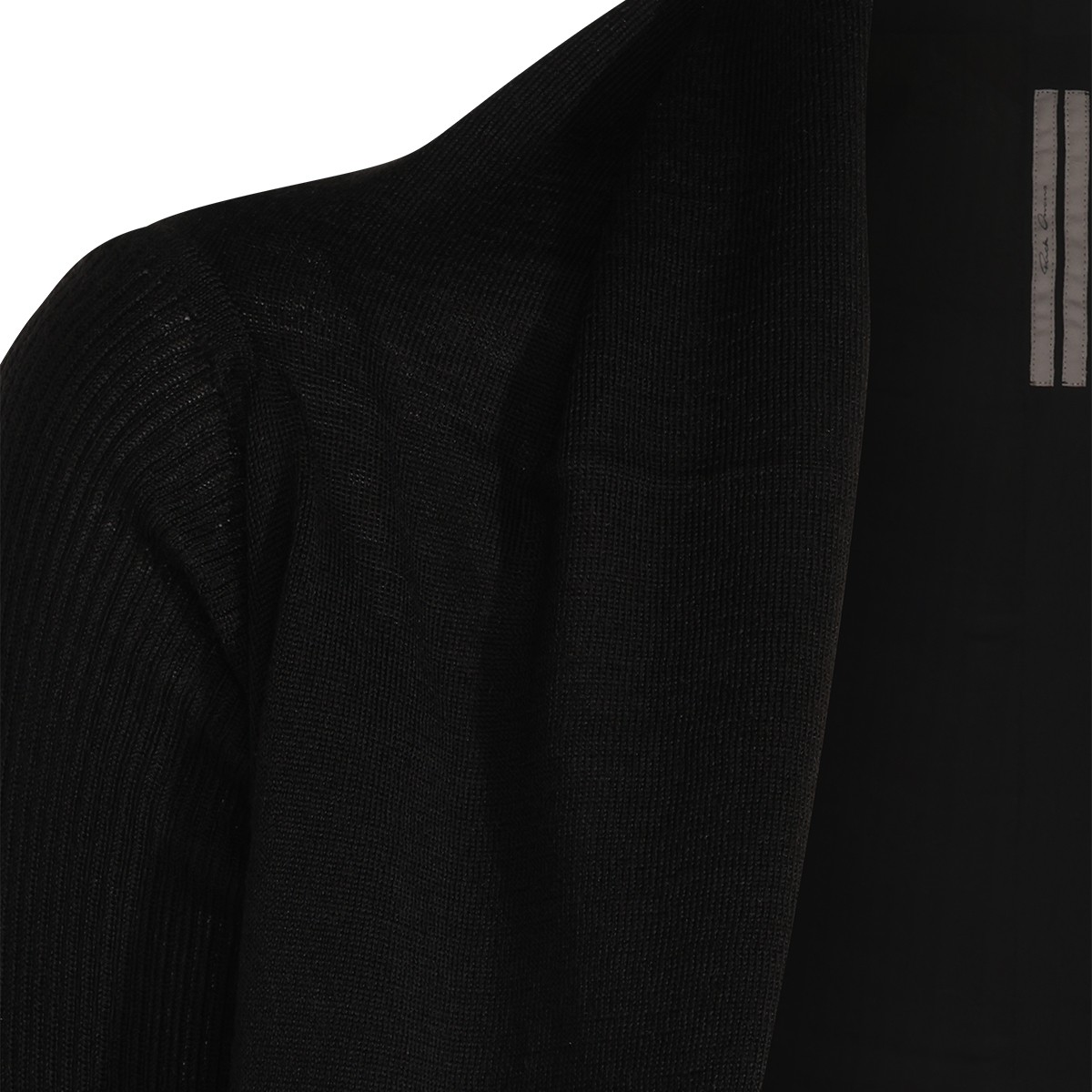 BLACK WOOL KNITWEAR