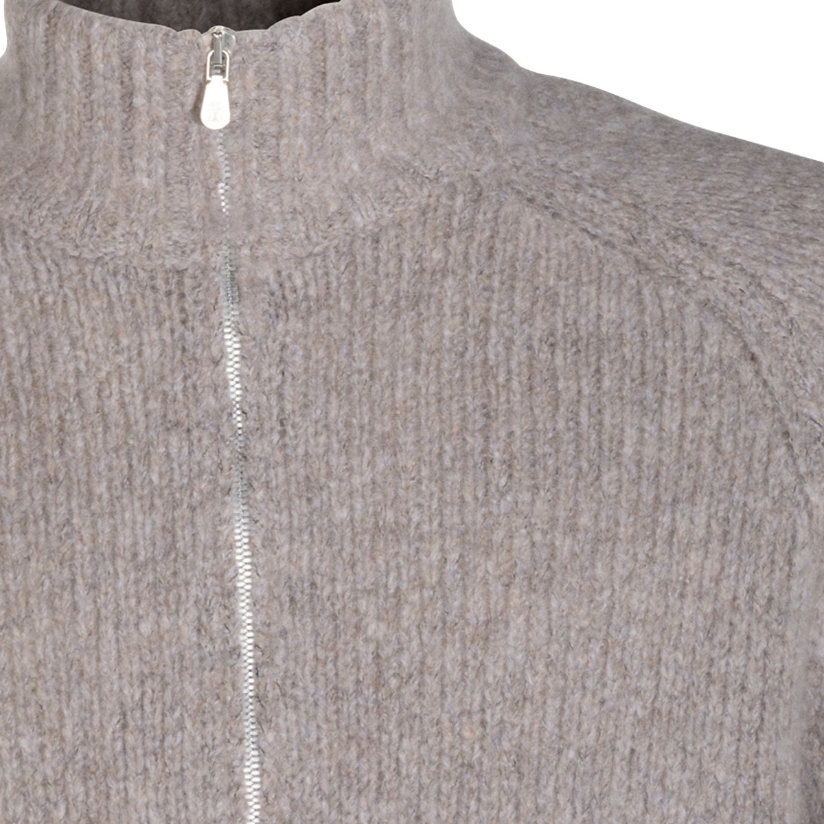 SAND WOOL KNITWEAR