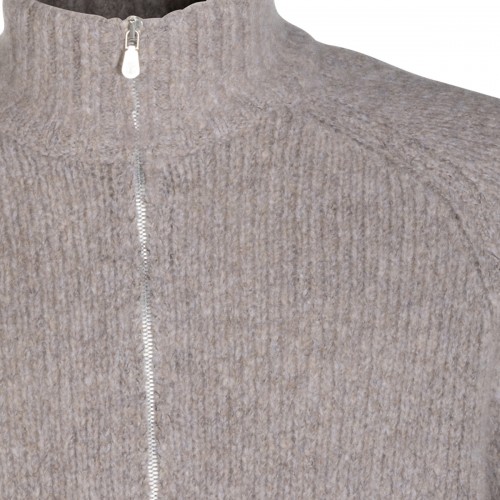SAND WOOL KNITWEAR