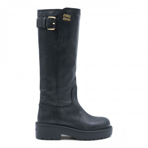 BLACK LEATHER BOOTS