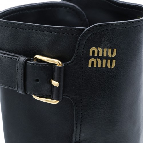 BLACK LEATHER BOOTS