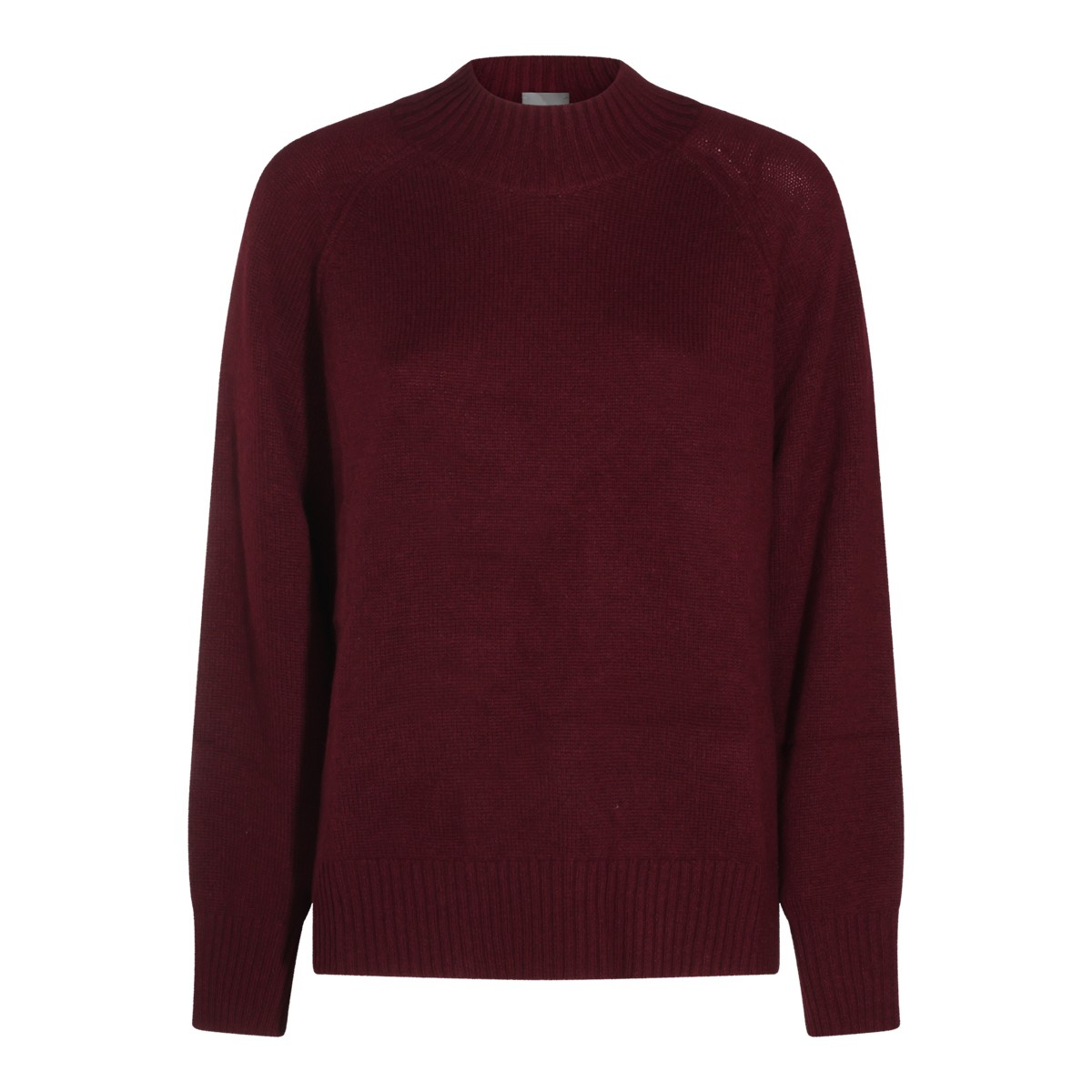 RED CASHMERE KNITWEAR