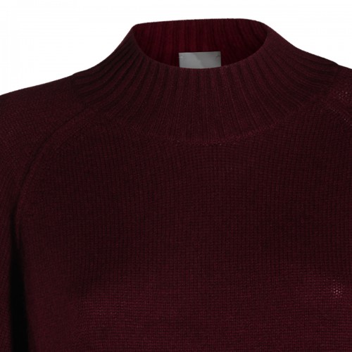 RED CASHMERE KNITWEAR