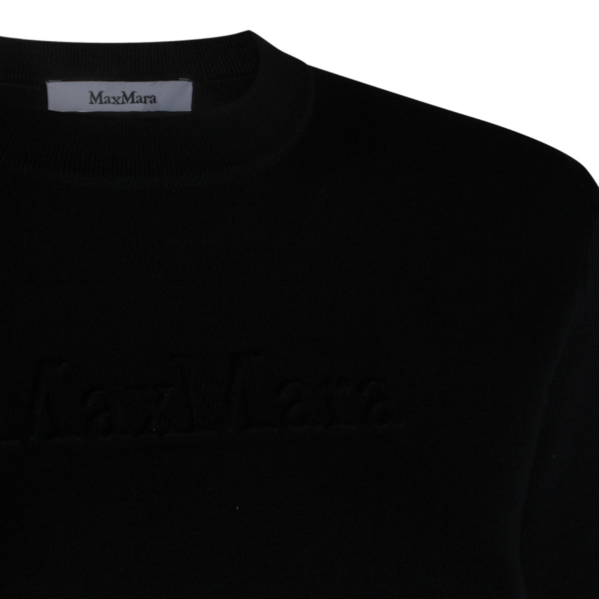 BLACK WOOL MANTO KNITWEAR
