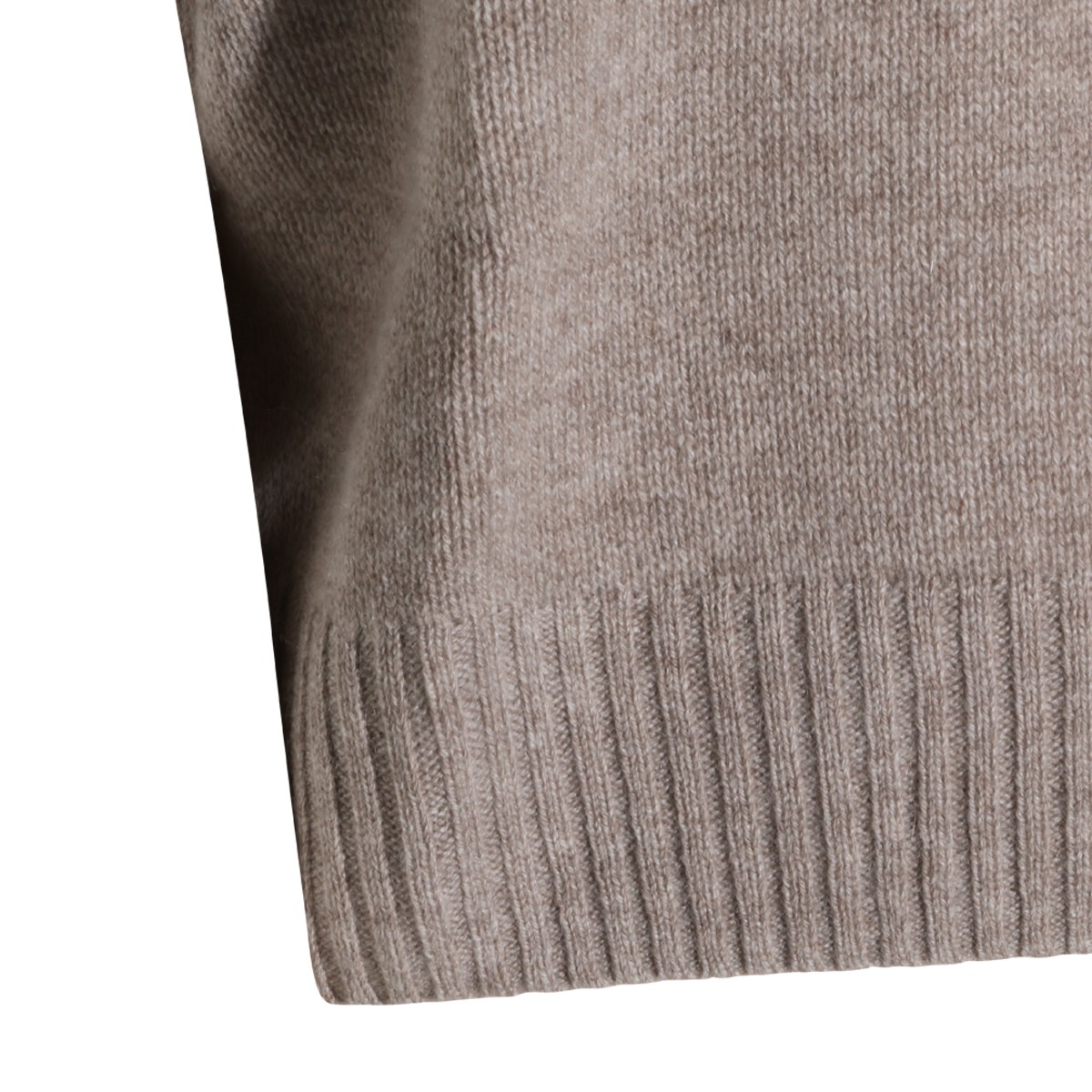 KHAKI CASHMERE KNITWEAR