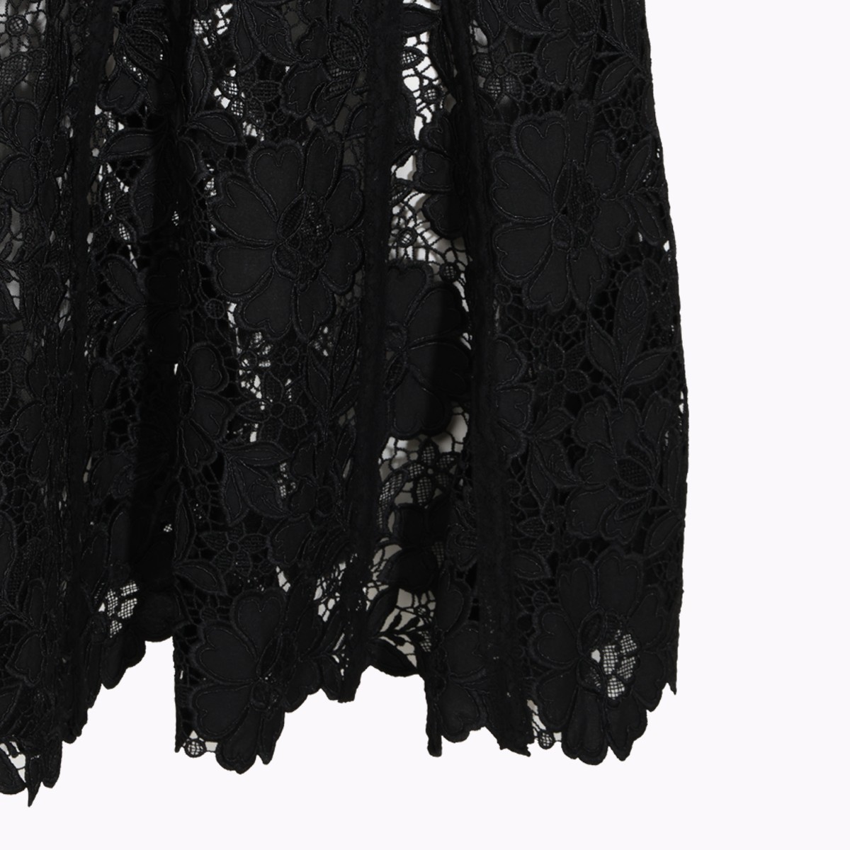 BLACK LACE LONG SKIRT