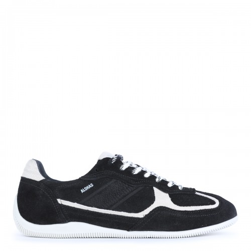 BLACK SNEAKERS