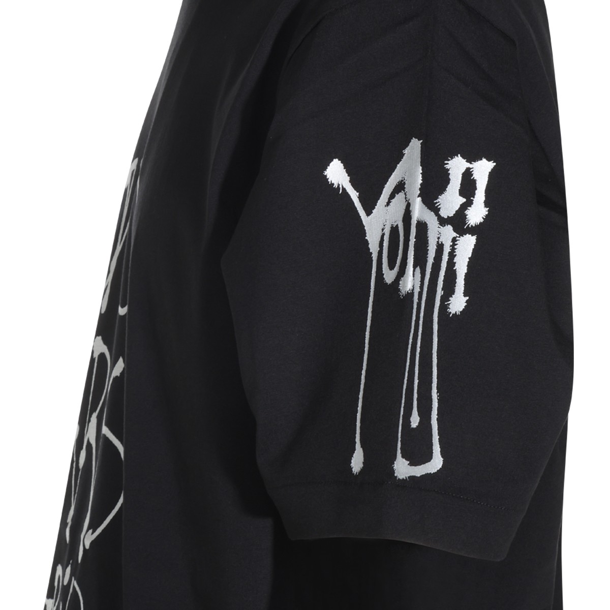 BLACK COTTON T-SHIRT