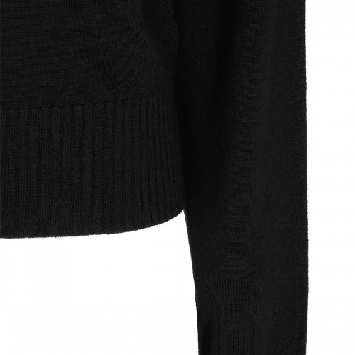BLACK KNITTED SWEATER