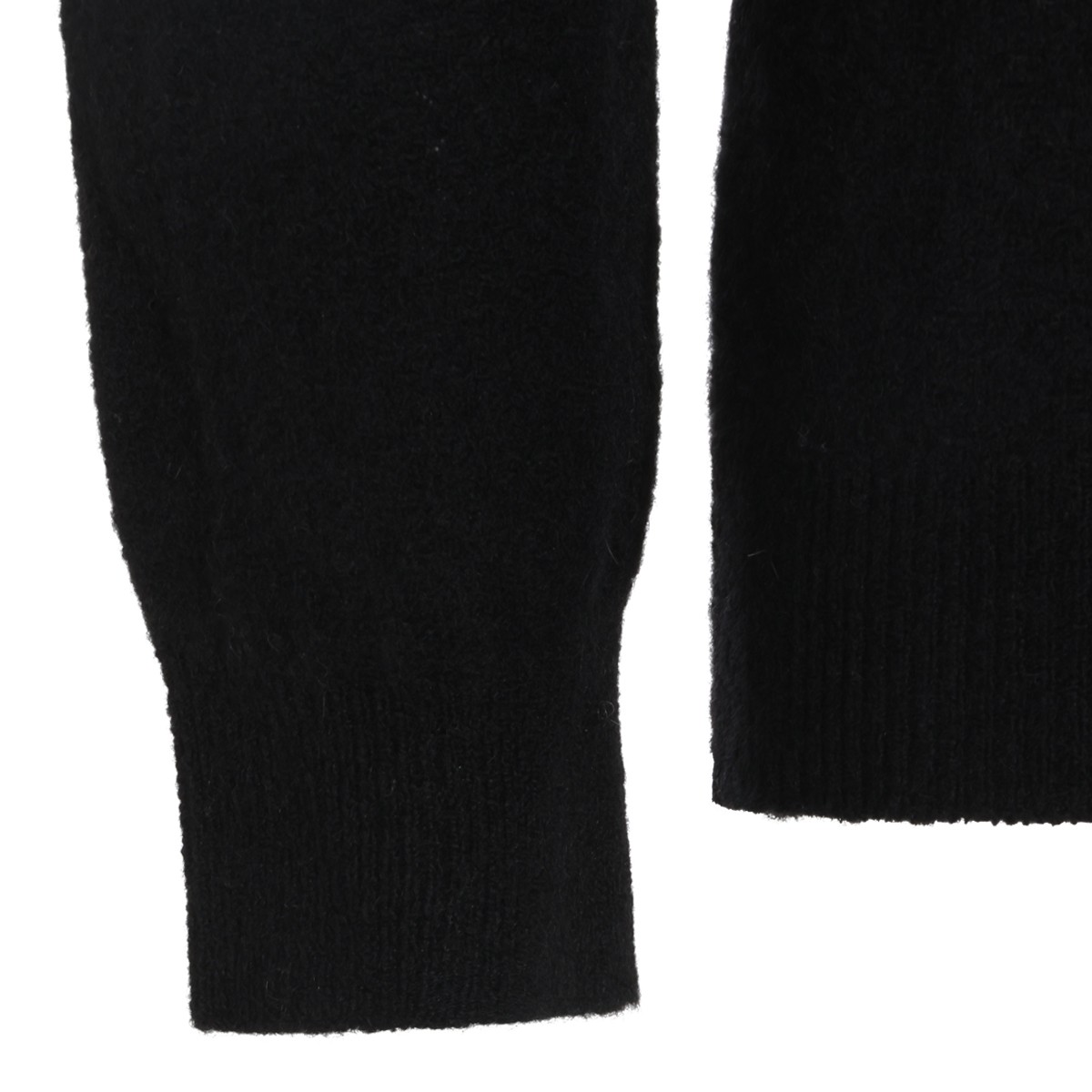 BLACK WOOL KNITWEAR