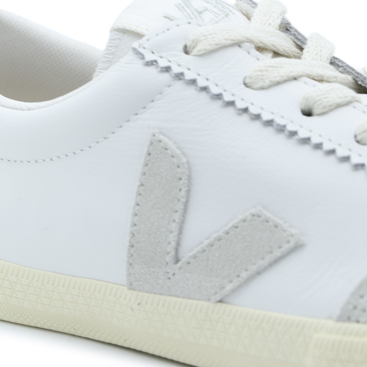 WHITE AND NATURAL VOLLEY SNEAKERS