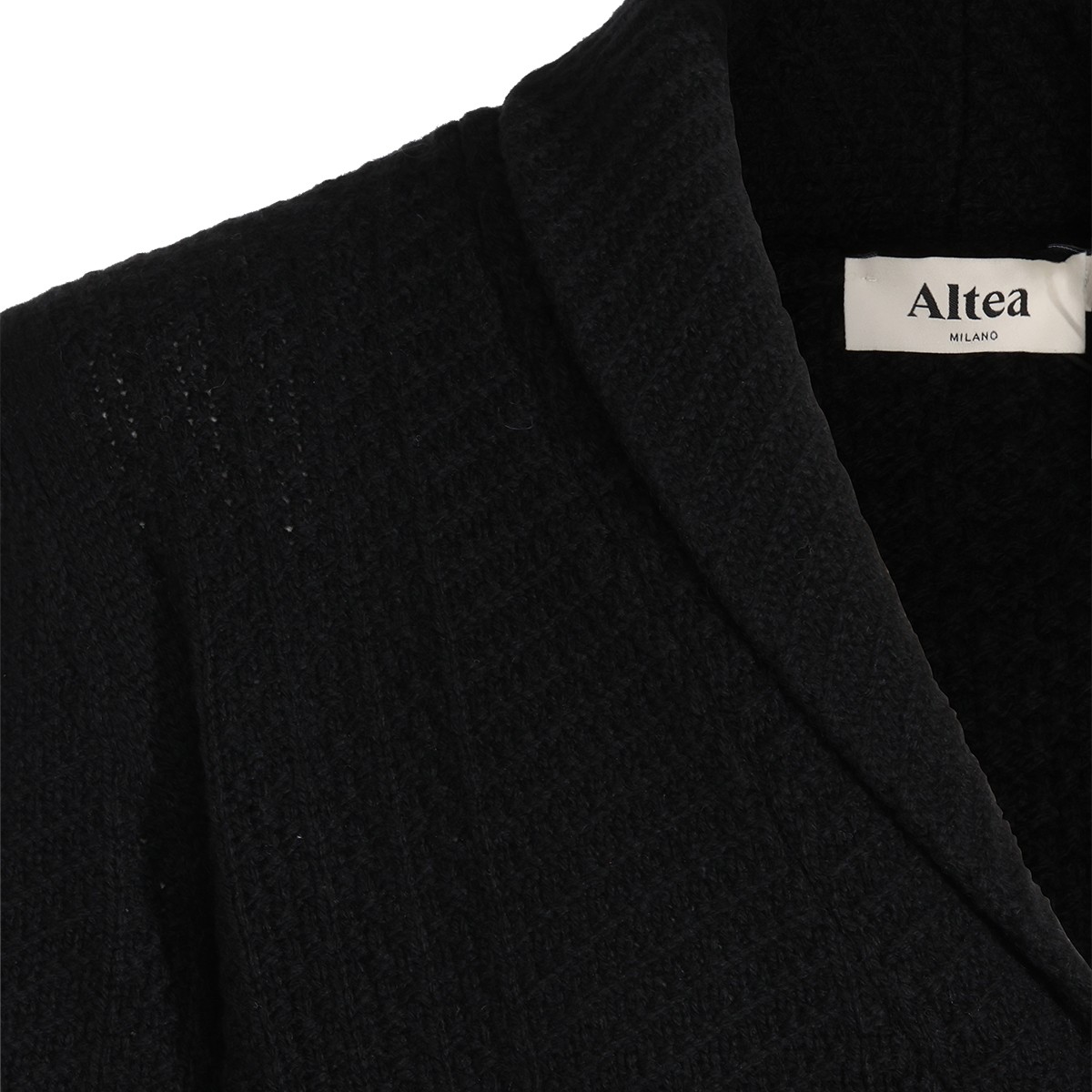 BLACK VIRGIN WOOL AND CASHMERE BLEND...