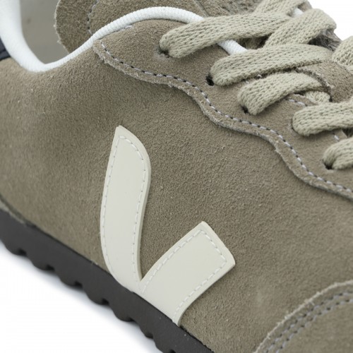 TAUPE AND PIERRE GT SNEAKERS