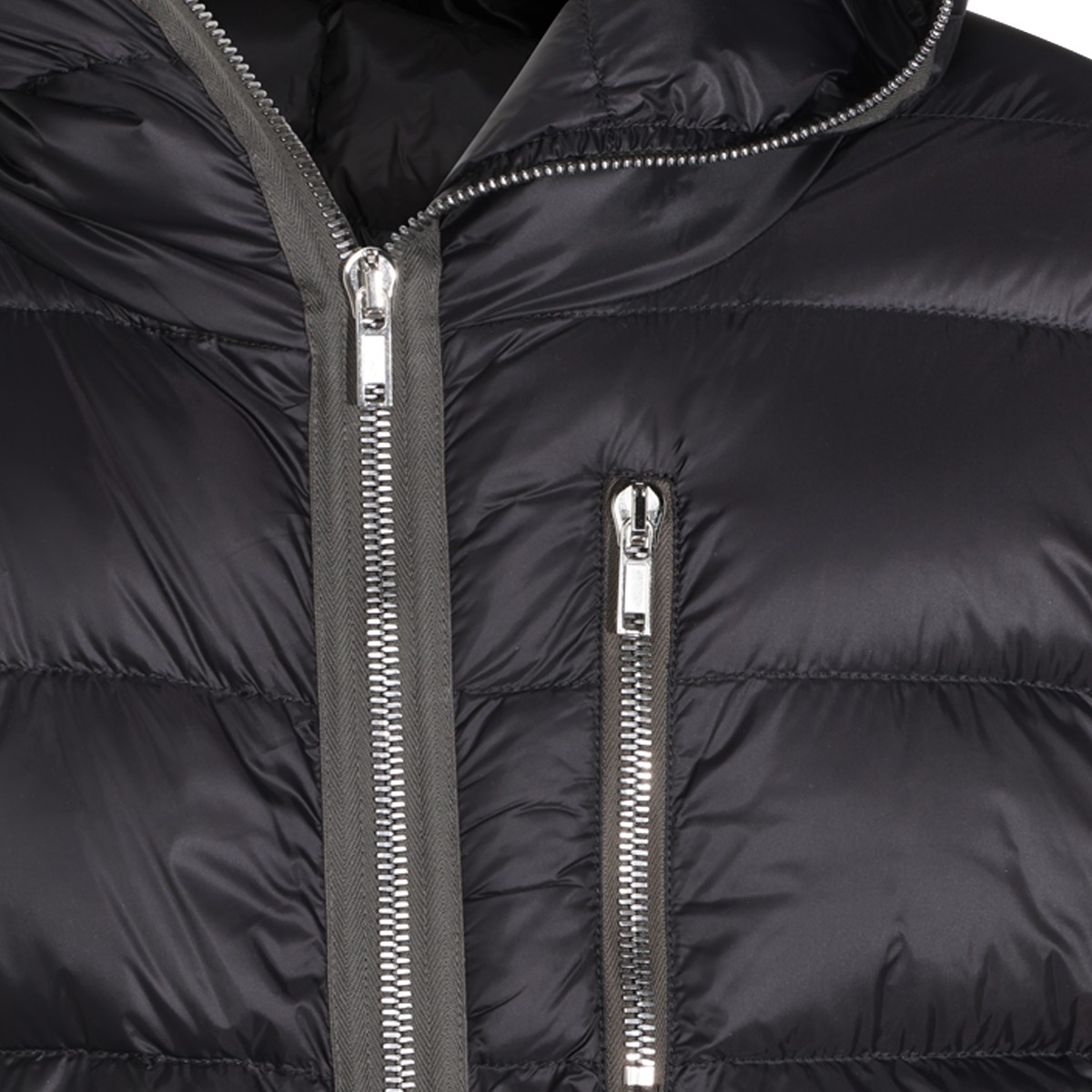 BLACK DOWN JACKET