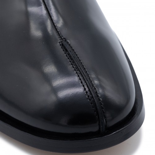 BLACK LEATHER TABI ANKLE BOOTS
