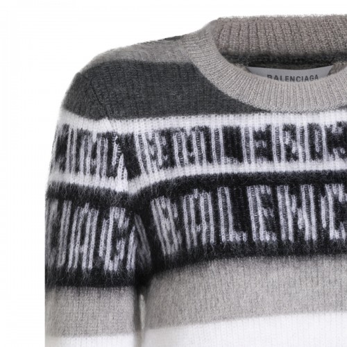 BLACK AND GREY KNITWEAR