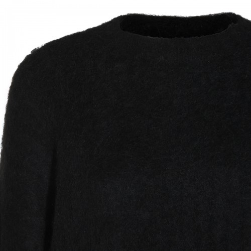 BLACK KNITWEAR