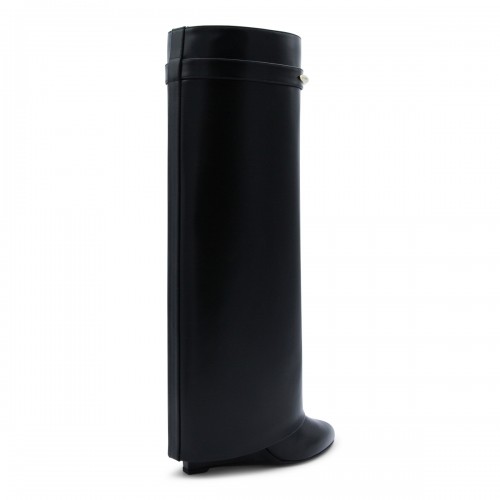 BLACK LEATHER BOOTS
