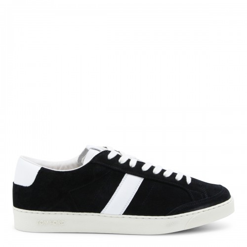 BLACK SNEAKERS