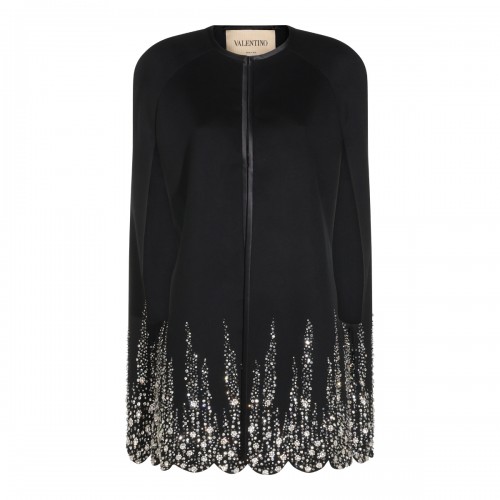 BLACK CAPES