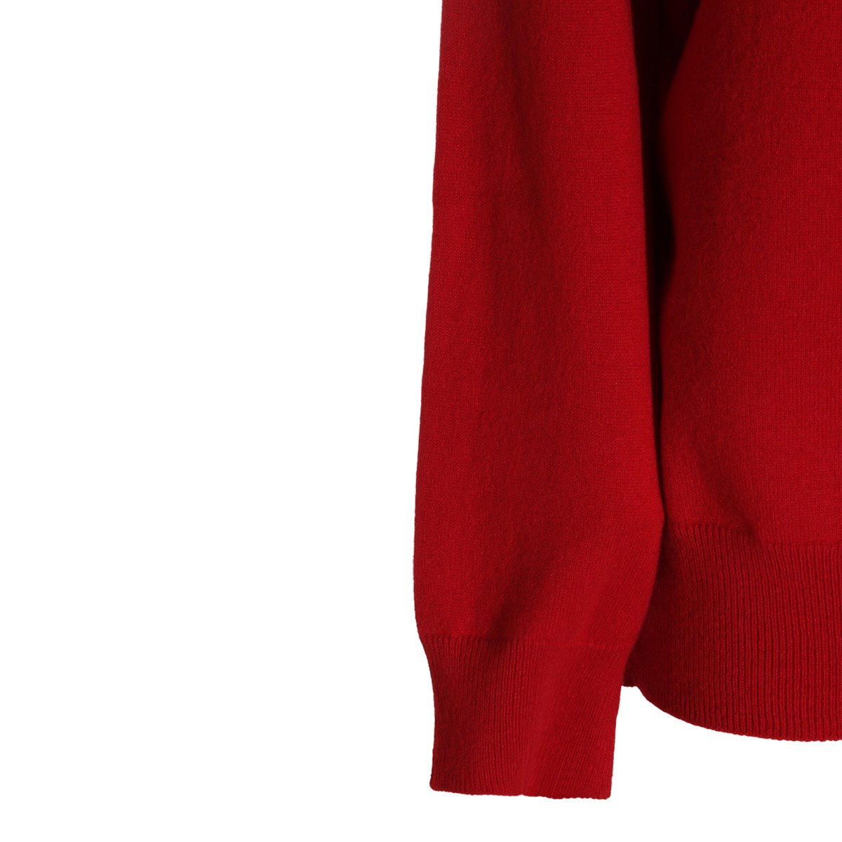 RED CASHMERE KNITWEAR