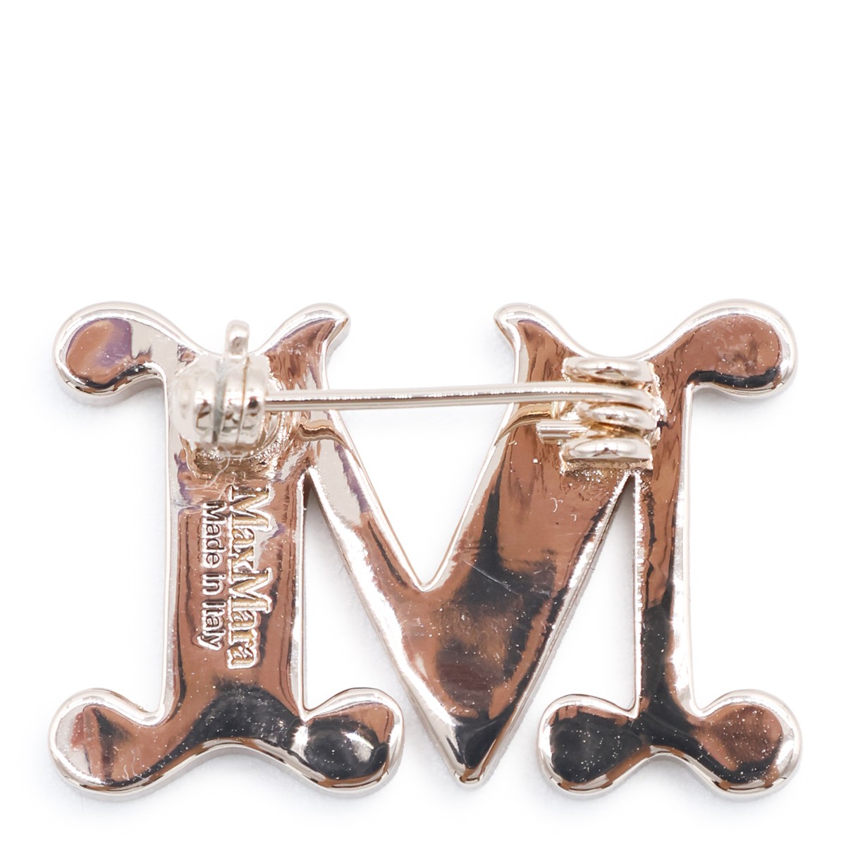 GOLD TONE METAL BROOCH