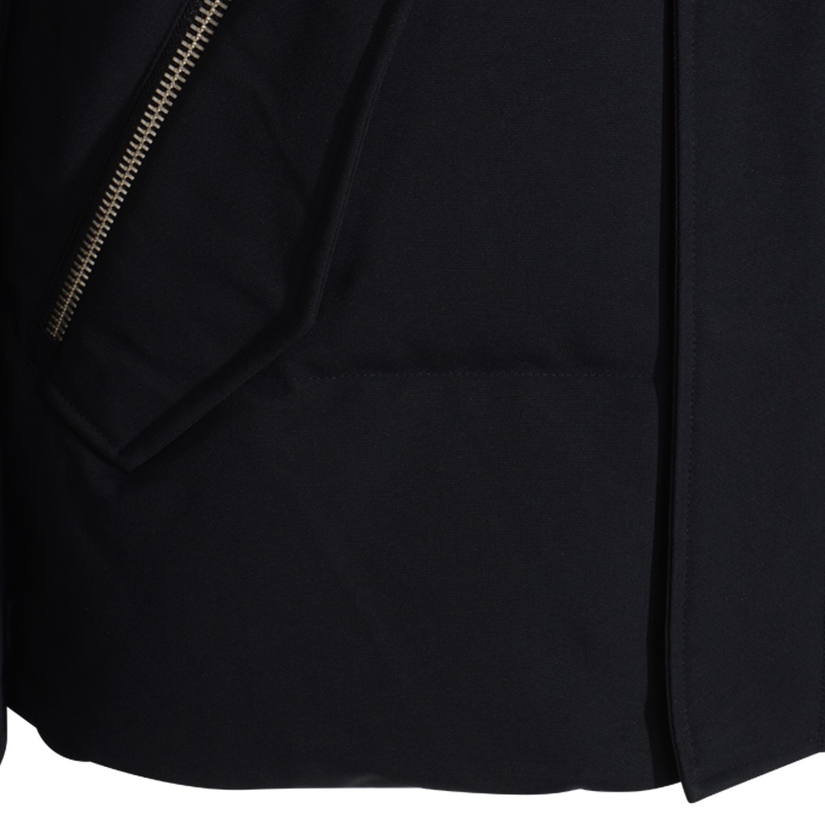 BLACK DOWN JACKET