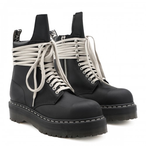 BLACK LEATHER BOOTS 2
