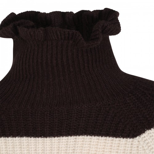 BLACK AND WHITE  WOOL KNITWEAR