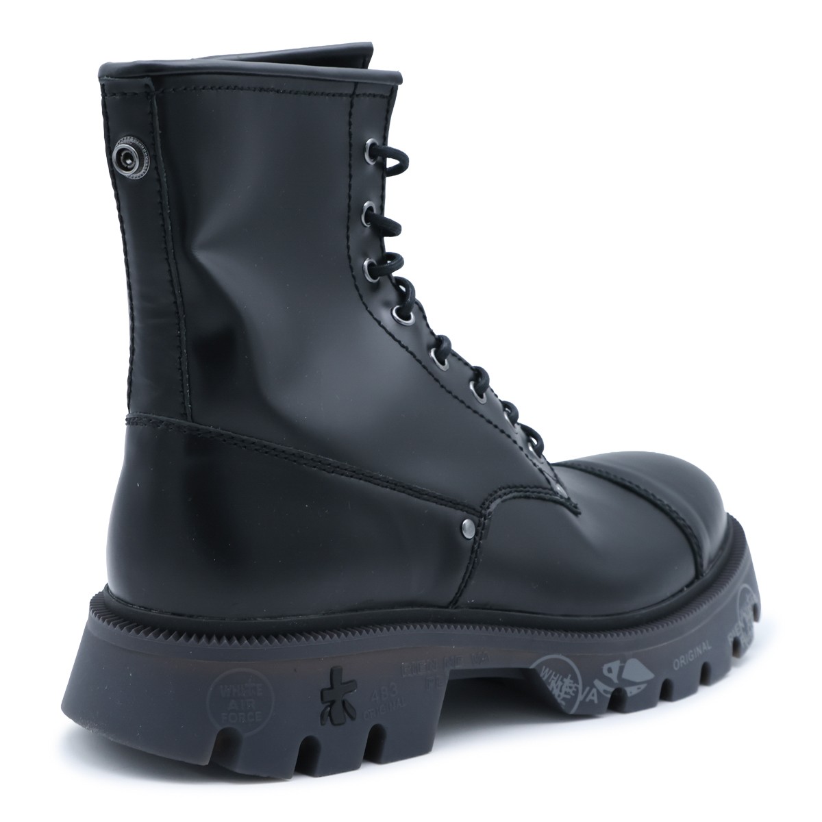 BLACK LEATHER BOOTS