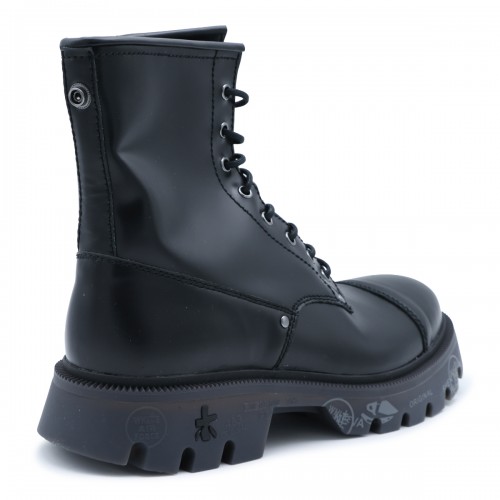 BLACK LEATHER BOOTS