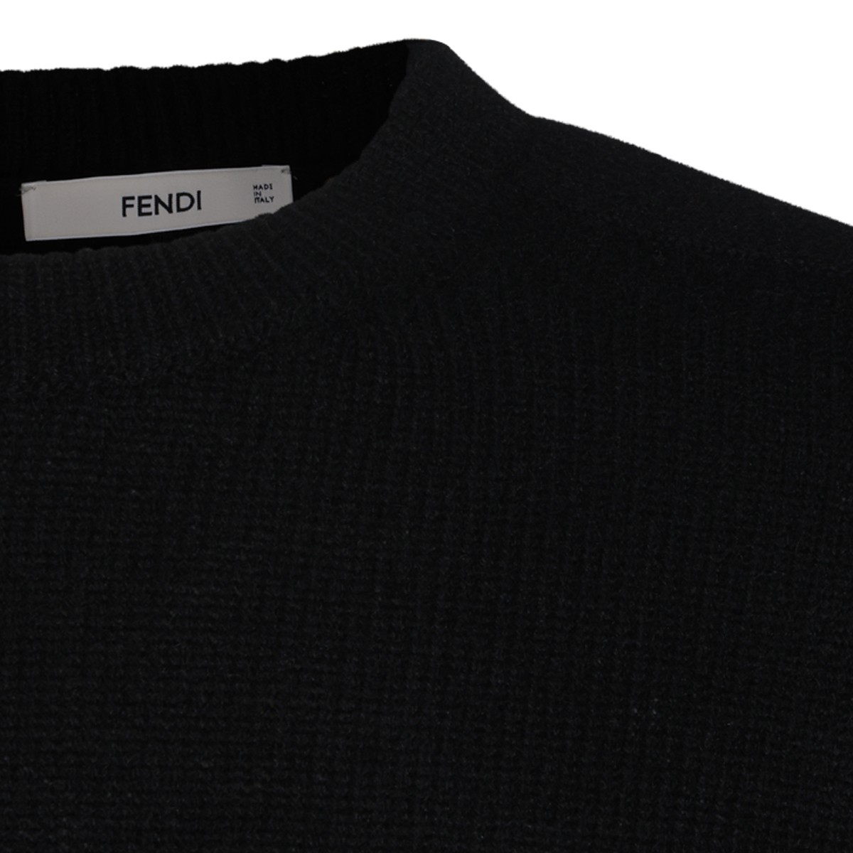 BLACK CASHMERE SWEATER