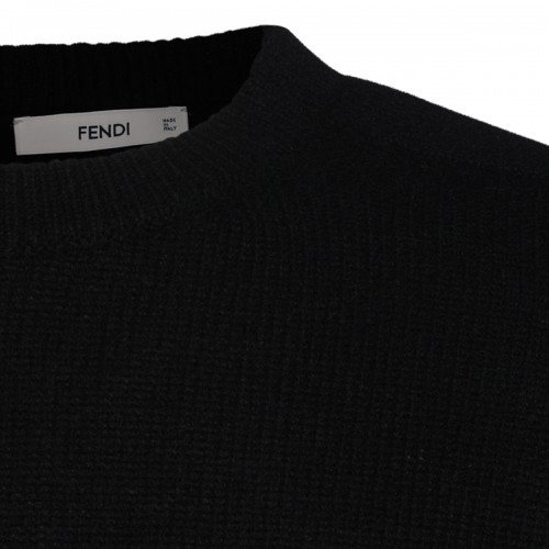 BLACK CASHMERE SWEATER