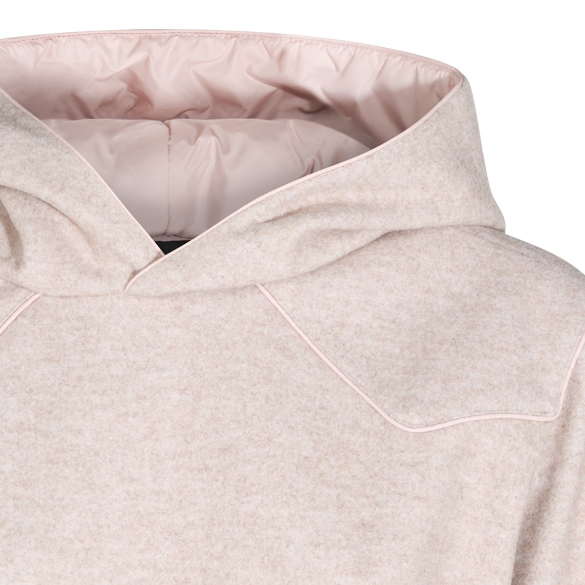 BEOGE SWEATSHIRT