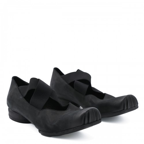 BLACK LEATHER BALLET FLATS 2