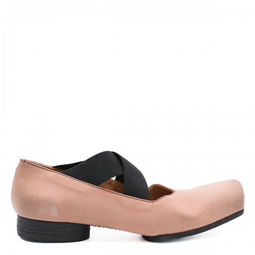 PINK LEATHER BALLET FLATS