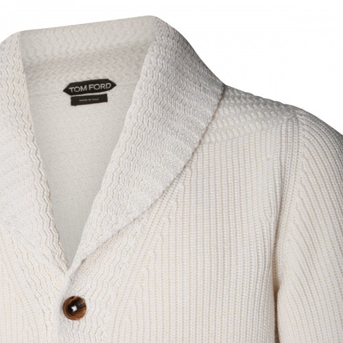 WHITE WOOL KNITWEAR