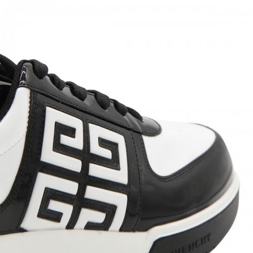 WHITE AND BLACK LEATHER 4G SNEAKERS