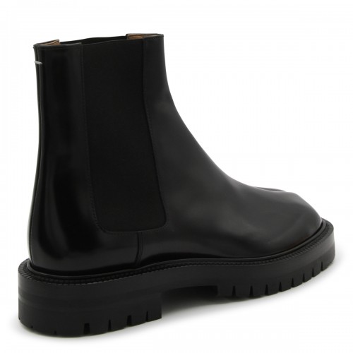 BLACK LEATHER TABI BOOTS