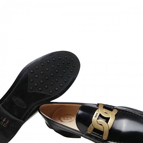 BLACK LEATHER LOAFERS