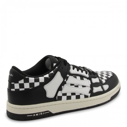 BLACK AND WHITE LEATHER SNEAKERS