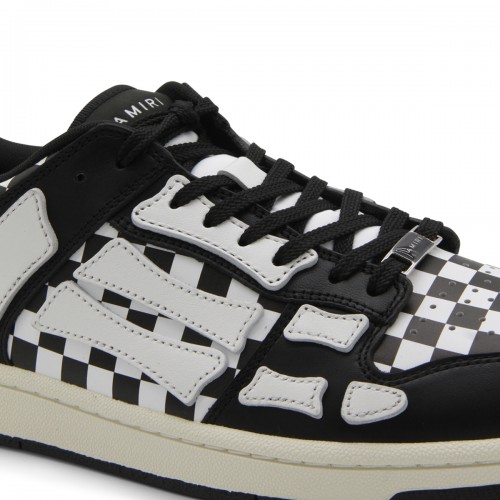 BLACK AND WHITE LEATHER SNEAKERS