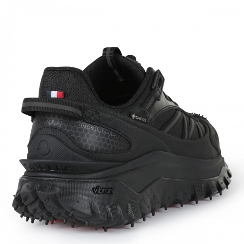 BLACK TRAILGRIP SNEAKERS