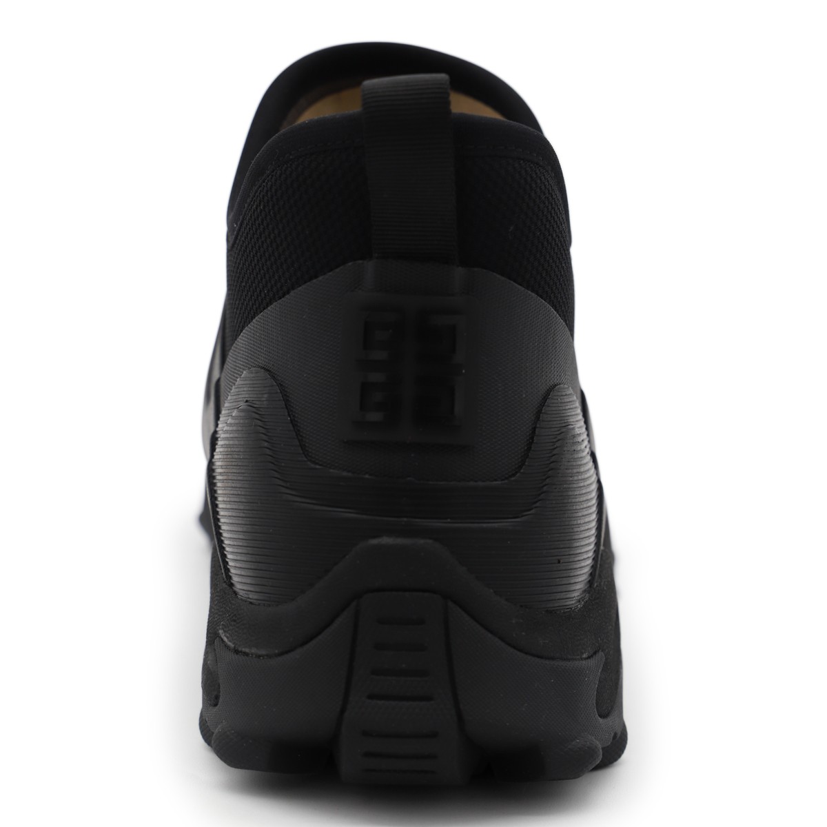 BLACK BOOTS BLACK BOOTS