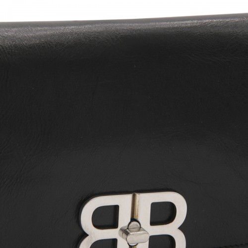 BLACK LEATHER FLAP BB SOFT CROSSBODY BAG